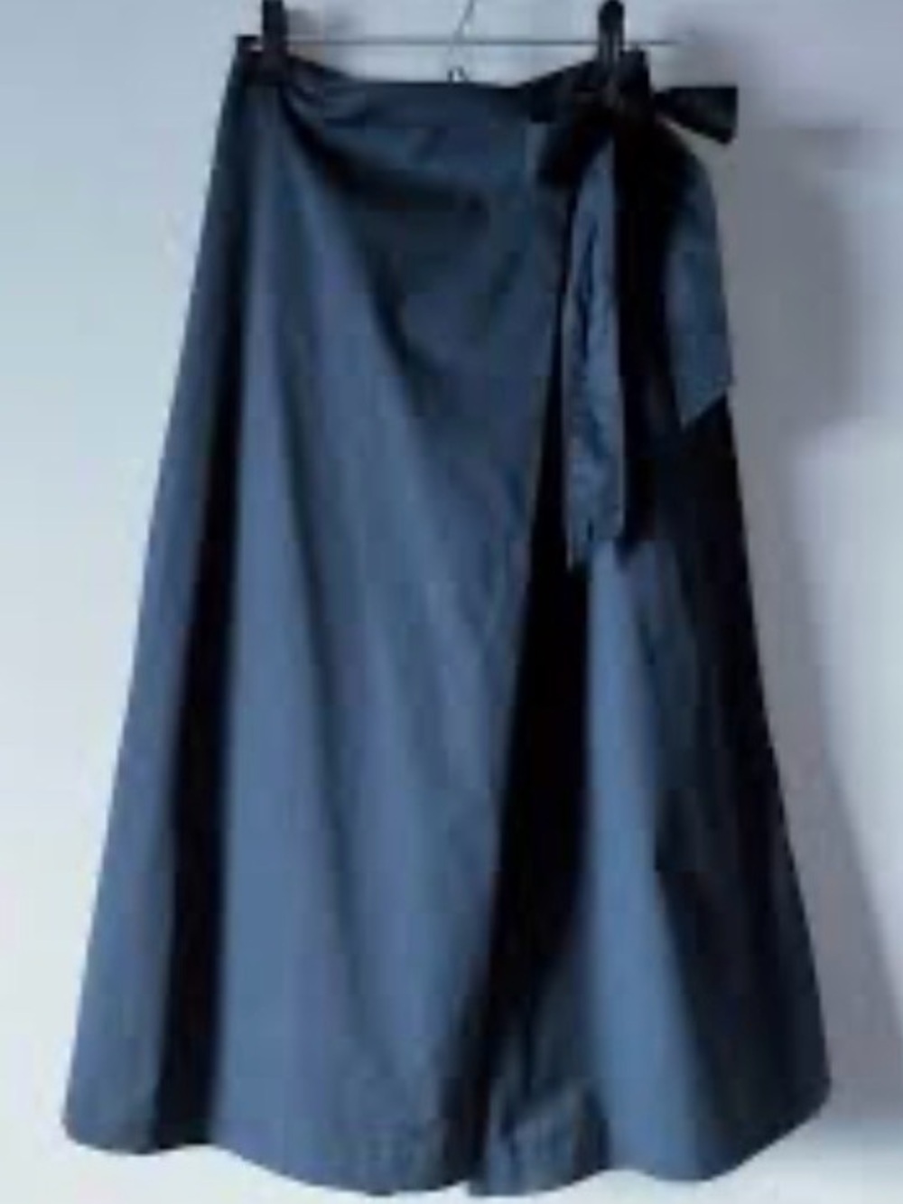 Uniqlo Wrap Culottes, Size: M, Color: Navy, Worn Once